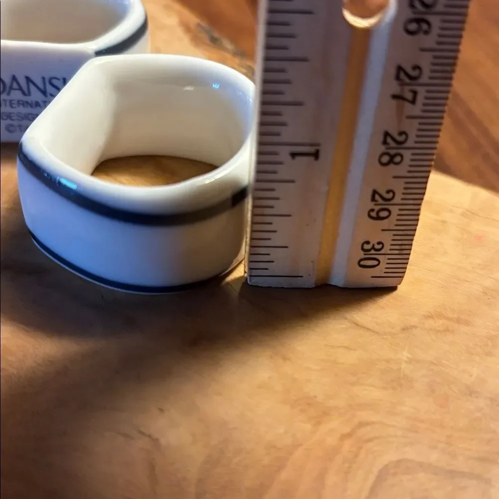 Dansk Christianshavn Blue Napkin Rings – Set of 4 – White & Blue Ceramic